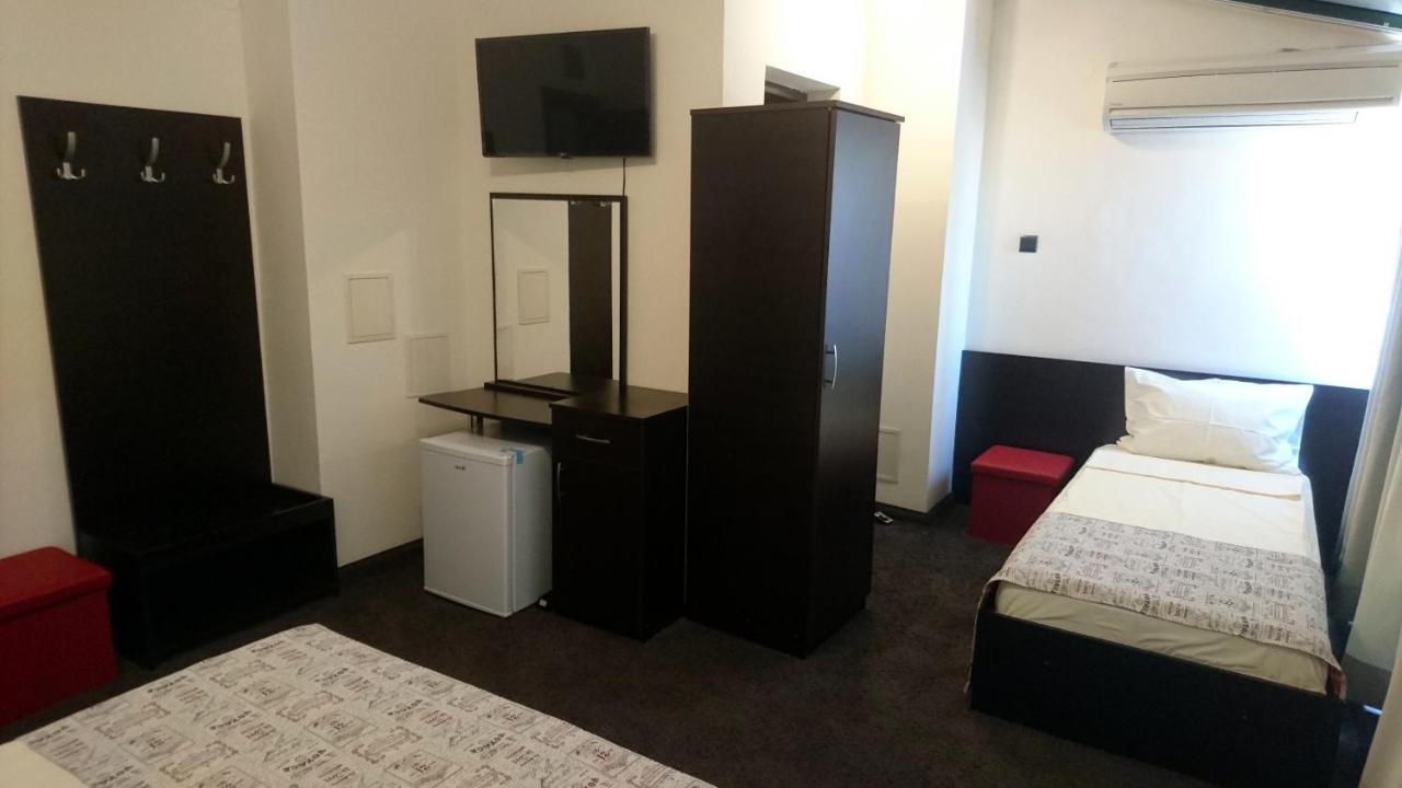 Park Apartments & Rooms Popovi ซันดันสกี ภายนอก รูปภาพ