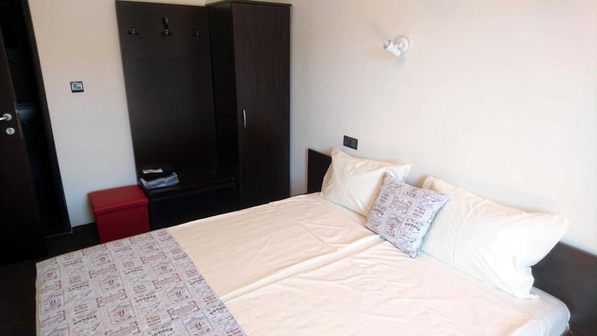 Park Apartments & Rooms Popovi ซันดันสกี ห้อง รูปภาพ